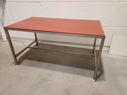 Ertalon table